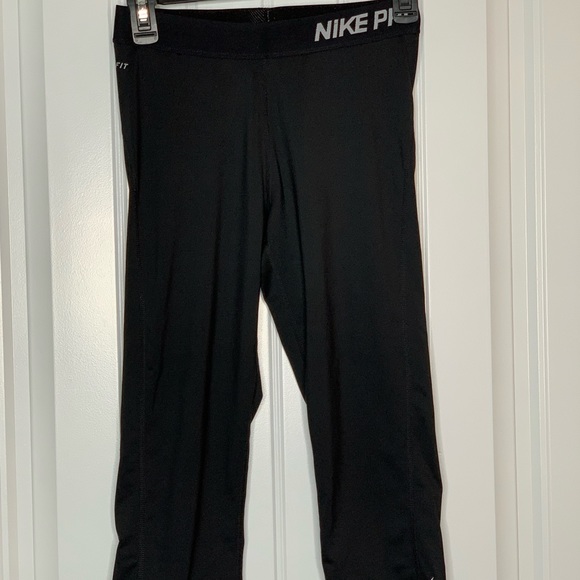 Workout Clothes - Picture 1 of 5